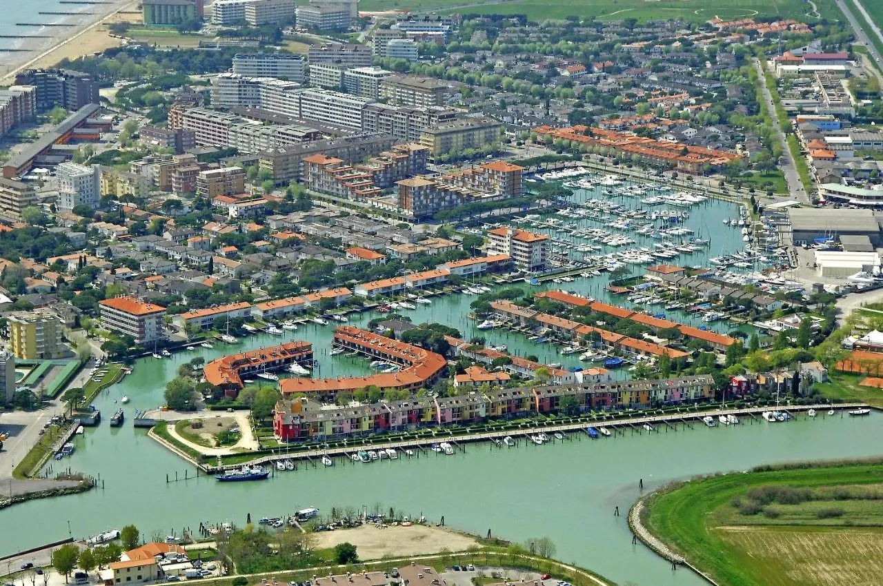 Incredible Apartment With Pool Porto Santa Margherita di Caorle 0*,