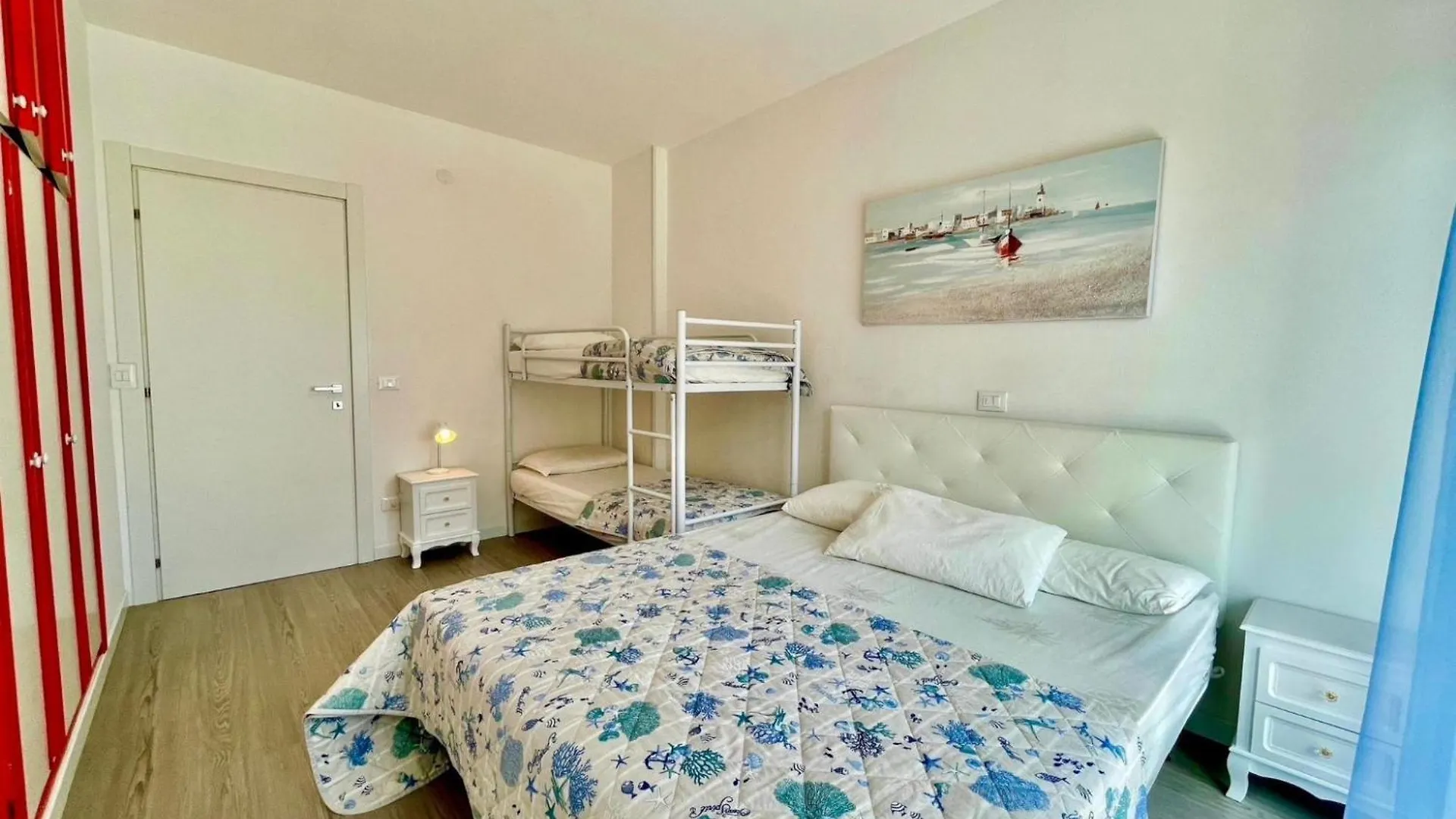 Incredible Apartment With Pool Porto Santa Margherita di Caorle